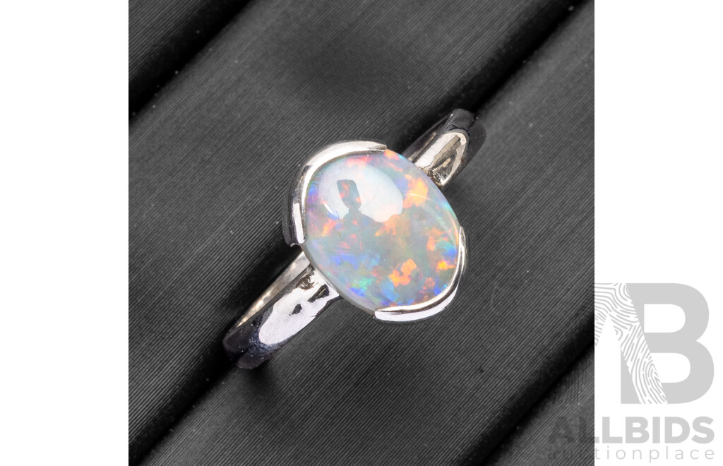 Handmade 14ct White Gold & Opal Solitaire Ring - Size N