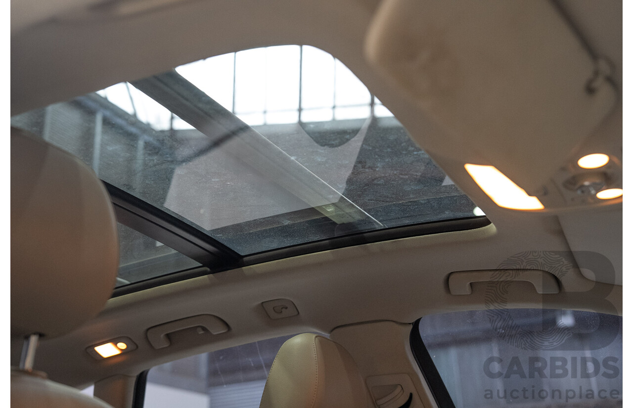 08/2010 Audi Q5 2.0 TFSI Quattro 8R MY11 4d Wagon White 2.0L