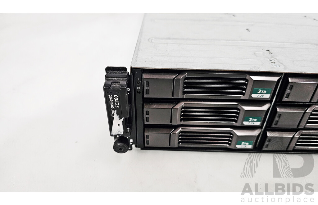 Dell Compellent SC200 12-Bay SAS Hard Drive Array
