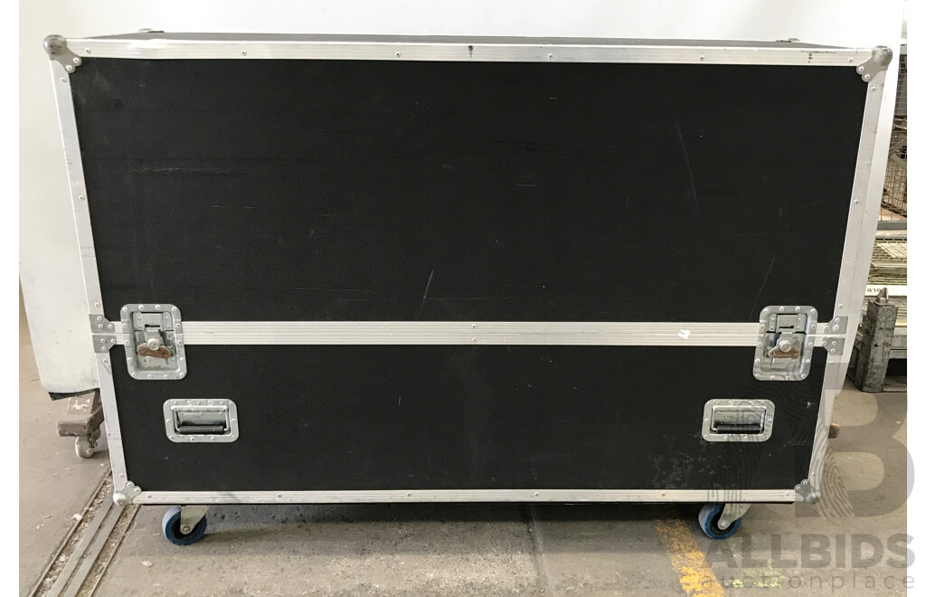 Heavy Duty Roadcase for TV Sets