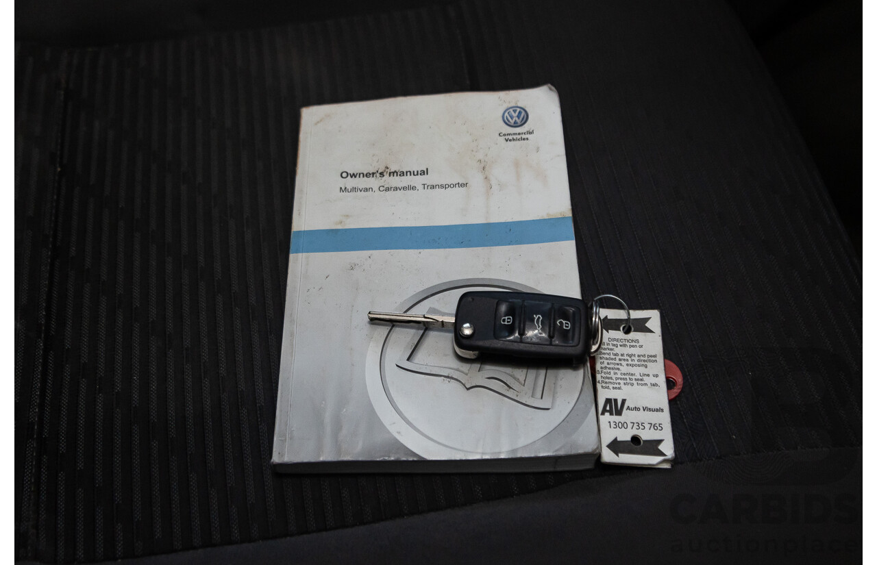 10/2011 Volkswagen Multivan 103 TDI Comfortline T5 MY10 4D Wagon Grey Turbo Diesel 2.0L - 7 Seater