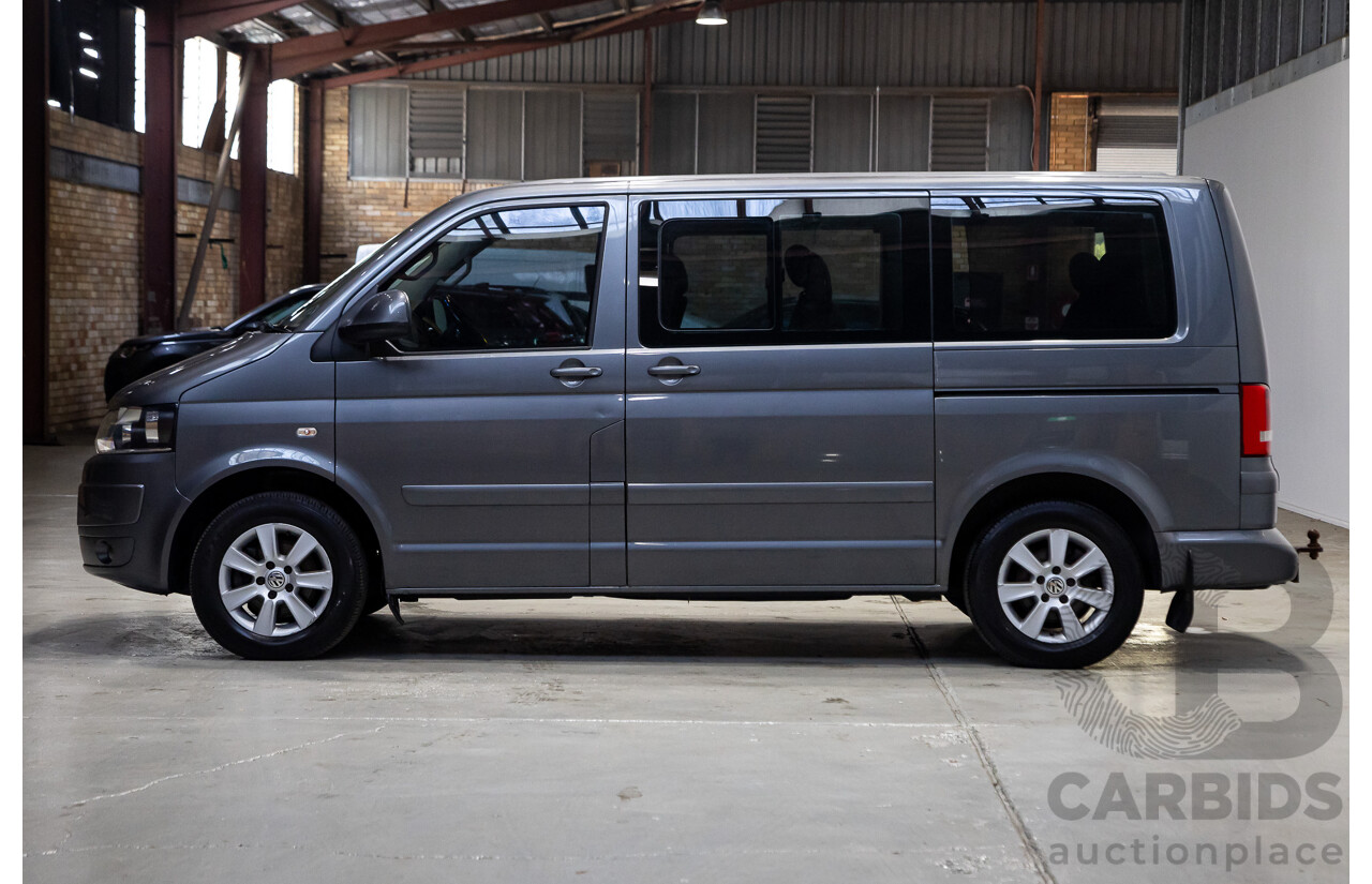 10/2011 Volkswagen Multivan 103 TDI Comfortline T5 MY10 4D Wagon Grey Turbo Diesel 2.0L - 7 Seater