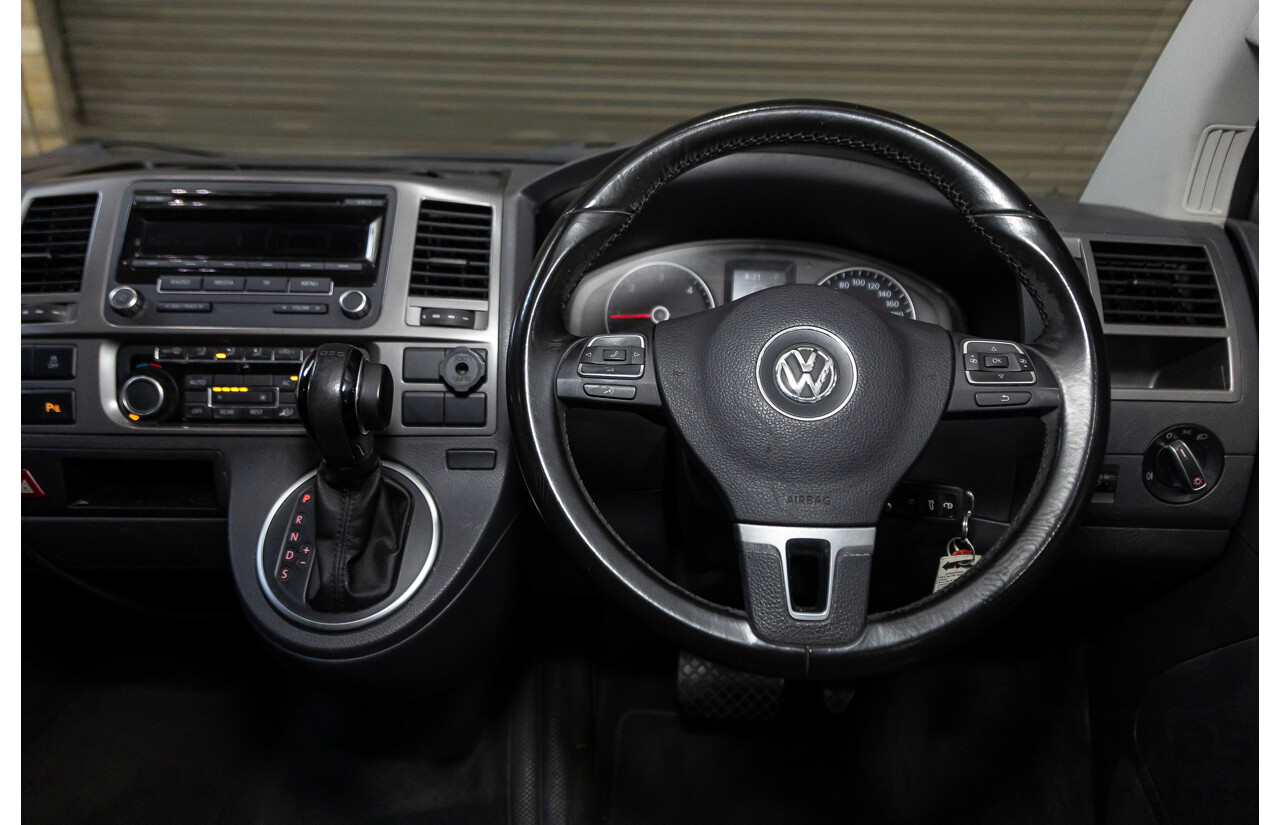 10/2011 Volkswagen Multivan 103 TDI Comfortline T5 MY10 4D Wagon Grey Turbo Diesel 2.0L - 7 Seater