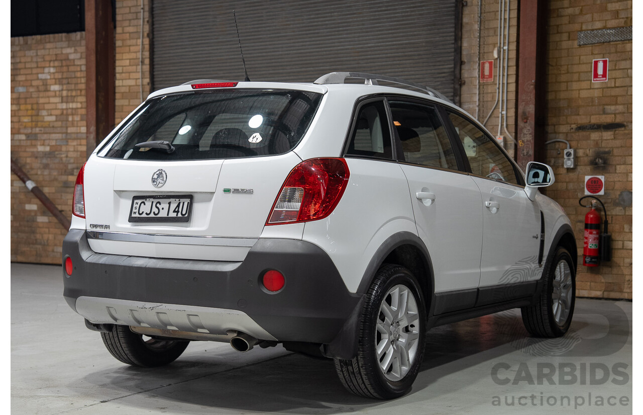 12/2012 Holden Captiva 5 CG MY12 4d Wagon White 2.4L