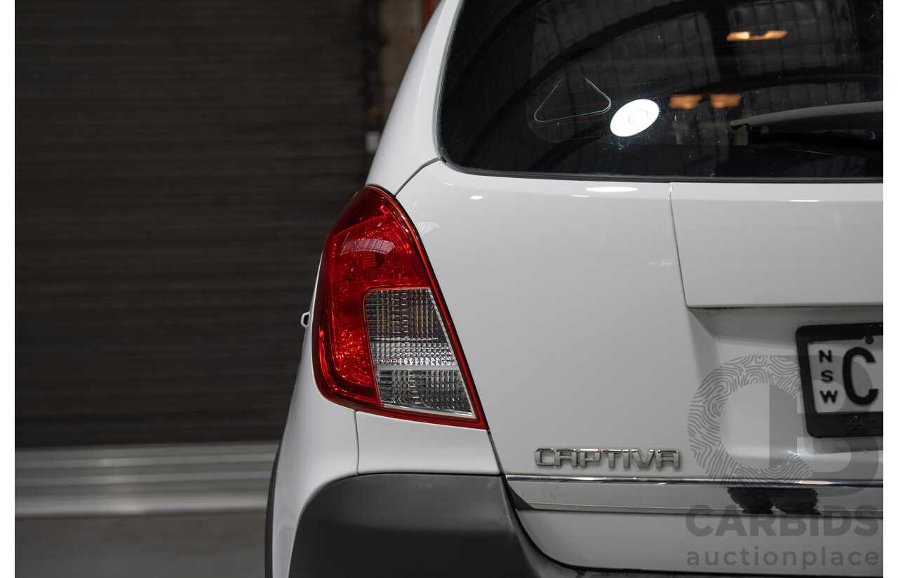 12/2012 Holden Captiva 5 CG MY12 4d Wagon White 2.4L