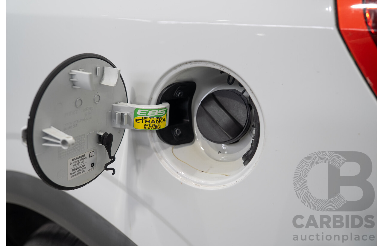 12/2012 Holden Captiva 5 CG MY12 4d Wagon White 2.4L