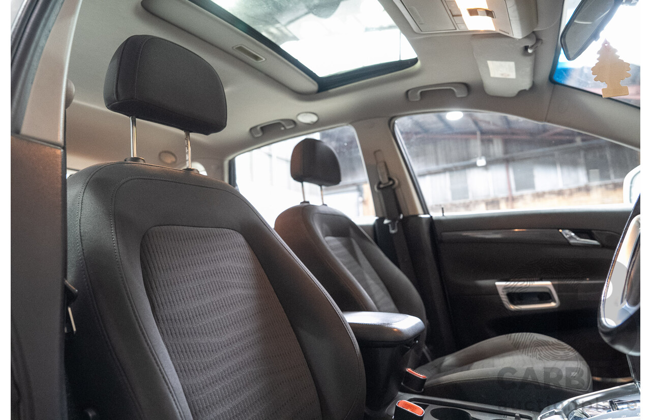 12/2012 Holden Captiva 5 CG MY12 4d Wagon White 2.4L