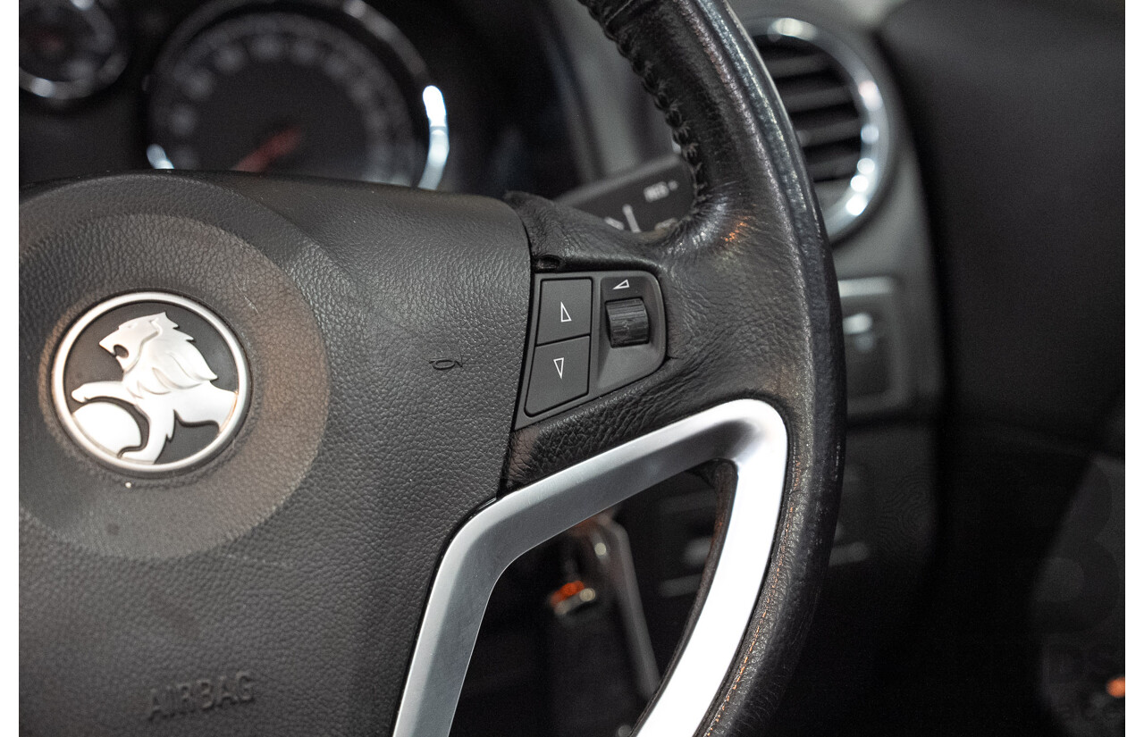 12/2012 Holden Captiva 5 CG MY12 4d Wagon White 2.4L