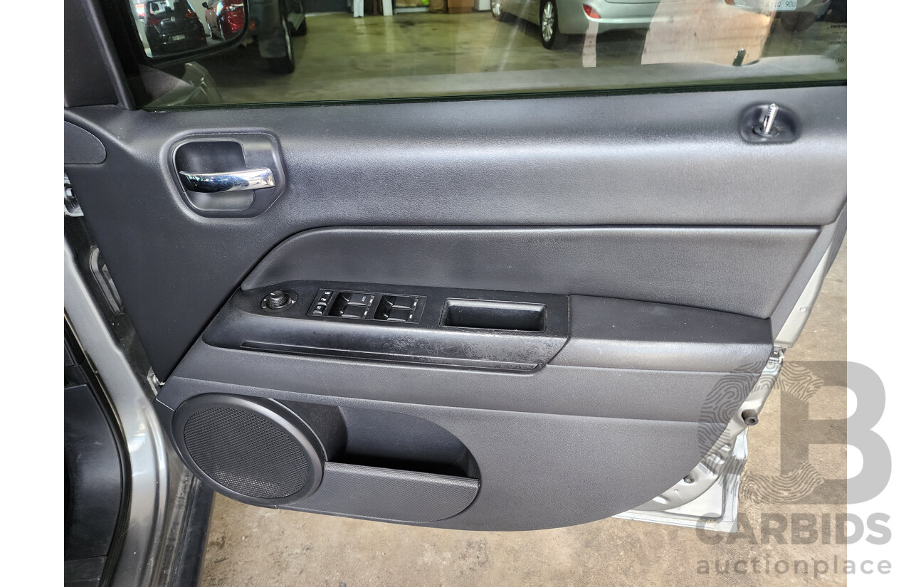 11/2012 Jeep Compass Sport (4x4) MK MY13 4d Wagon Grey 2.4L