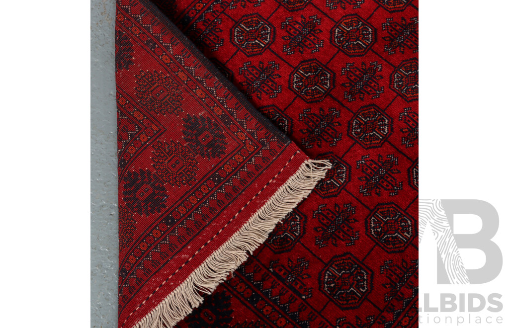 Hand Knotted Pakistani Rug