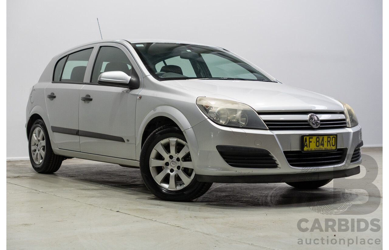06/2005 Holden Astra CD AH 5D Hatchback Silver 1.8L