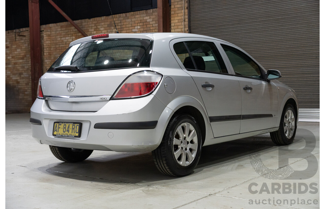 06/2005 Holden Astra CD AH 5D Hatchback Silver 1.8L