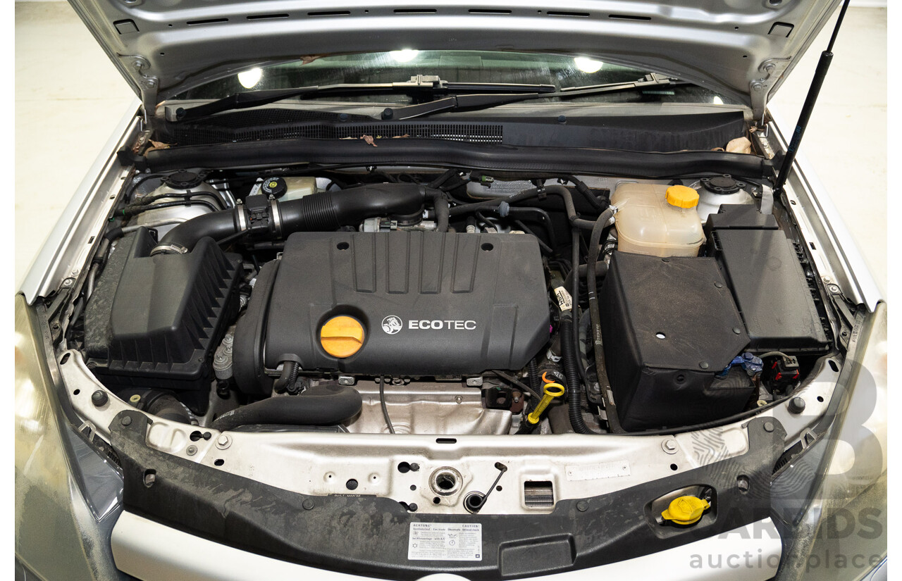 06/2005 Holden Astra CD AH 5D Hatchback Silver 1.8L