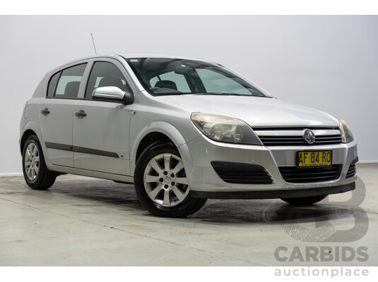 06/2005 Holden Astra CD AH 5D Hatchback Silver 1.8L