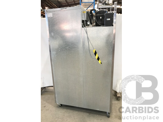 Williams Pearl Star Two Glass Door Upright Fridge