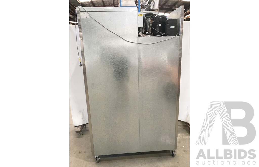 Williams Pearl Star 2 Glass Door Upright Fridge