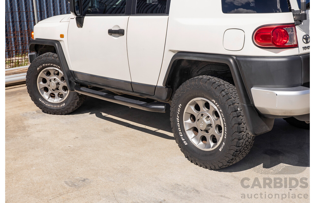 05/2012 Toyota FJ Cruiser (4x4) GSJ15R 4D Wagon Iceberg White 4.0L