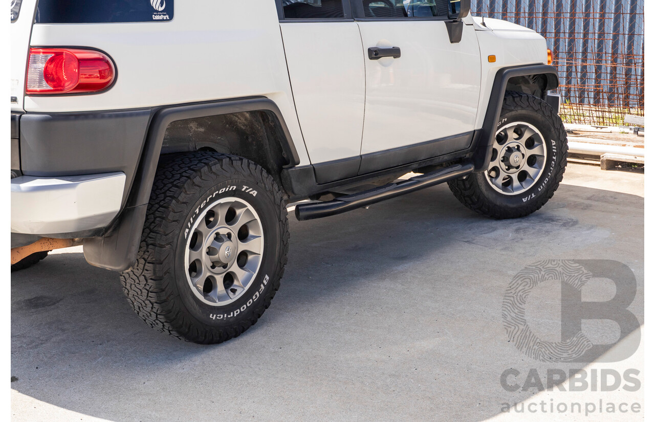 05/2012 Toyota FJ Cruiser (4x4) GSJ15R 4D Wagon Iceberg White 4.0L