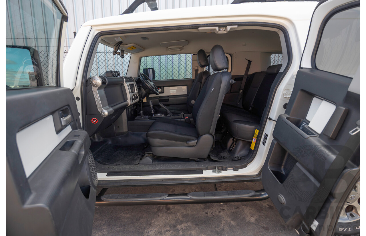 05/2012 Toyota FJ Cruiser (4x4) GSJ15R 4D Wagon Iceberg White 4.0L