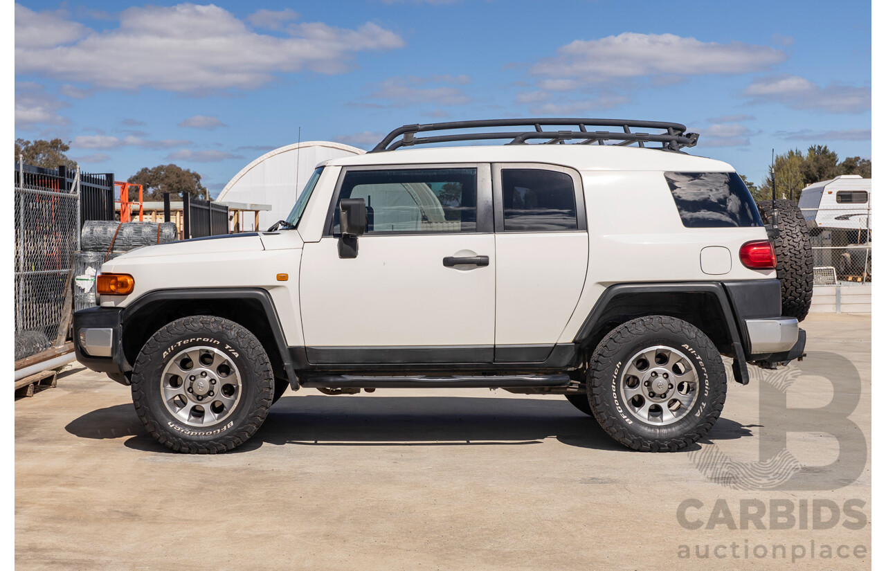 05/2012 Toyota FJ Cruiser (4x4) GSJ15R 4D Wagon Iceberg White 4.0L