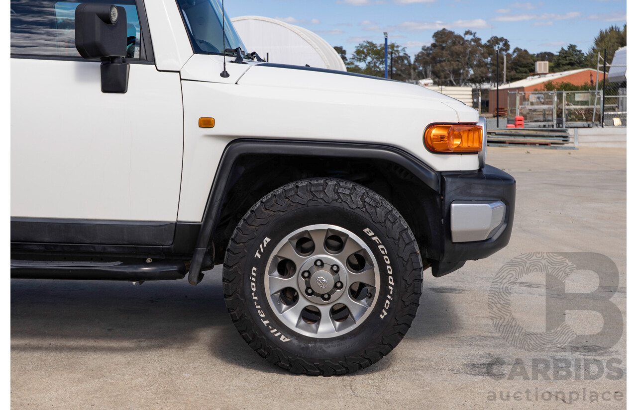 05/2012 Toyota FJ Cruiser (4x4) GSJ15R 4D Wagon Iceberg White 4.0L