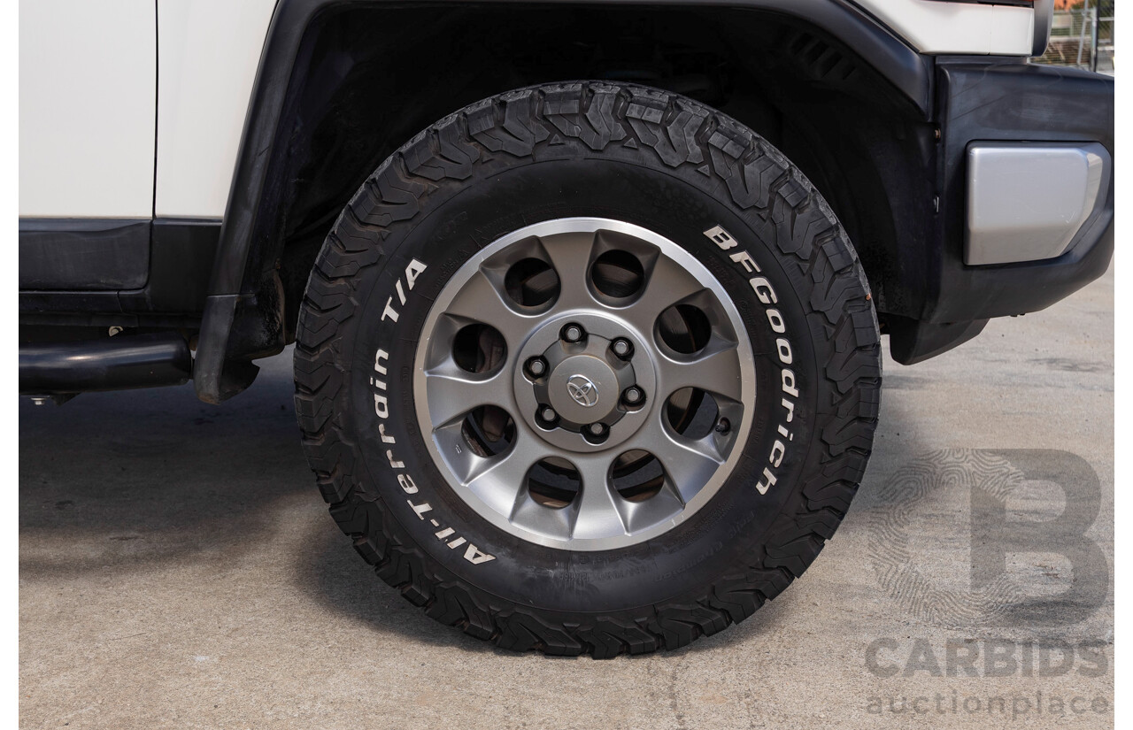 05/2012 Toyota FJ Cruiser (4x4) GSJ15R 4D Wagon Iceberg White 4.0L