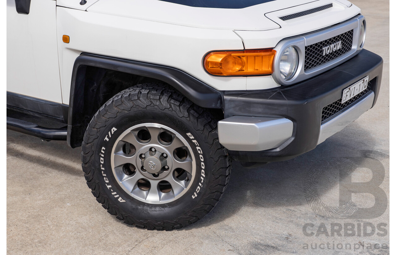 05/2012 Toyota FJ Cruiser (4x4) GSJ15R 4D Wagon Iceberg White 4.0L