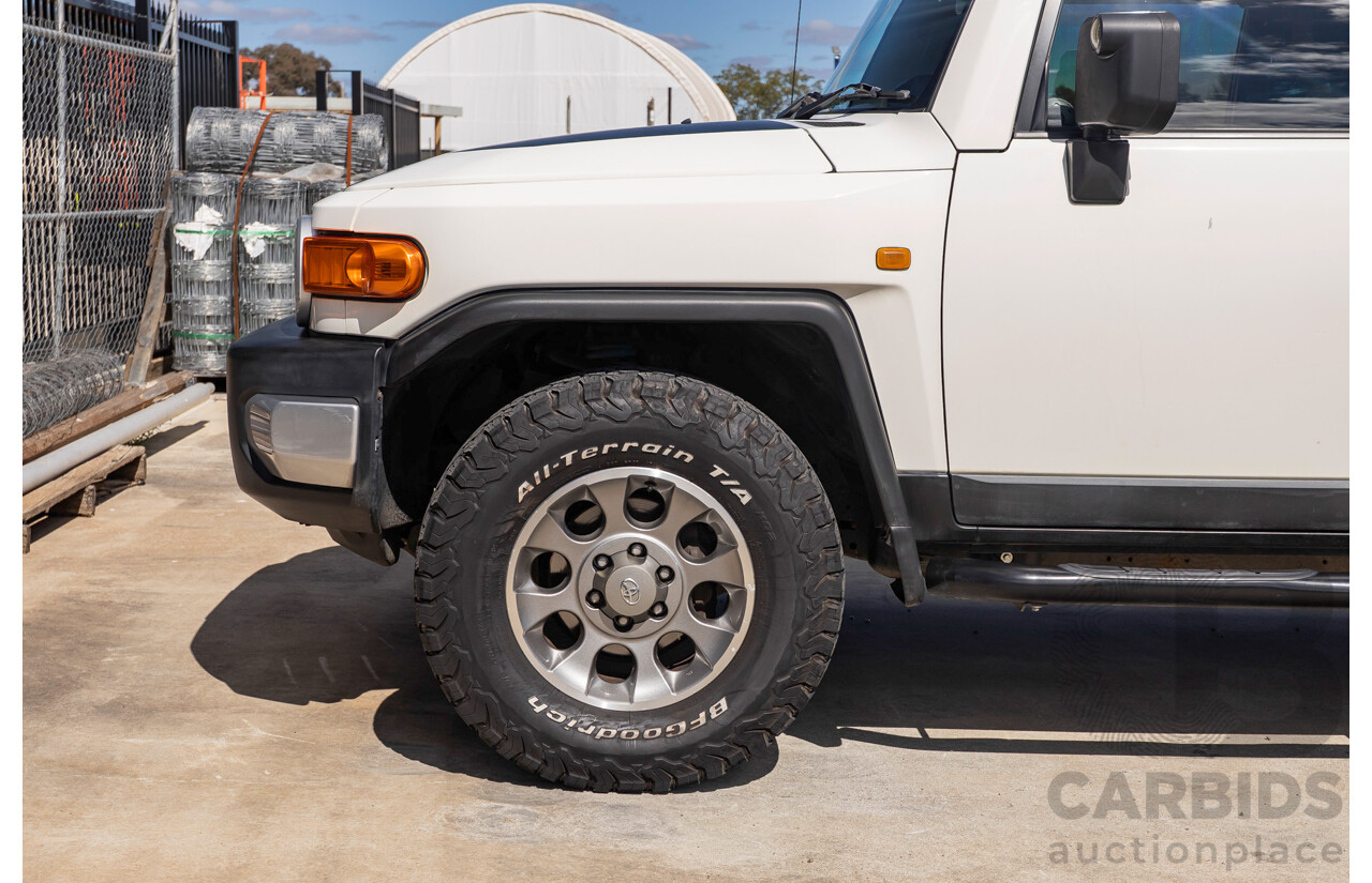 05/2012 Toyota FJ Cruiser (4x4) GSJ15R 4D Wagon Iceberg White 4.0L