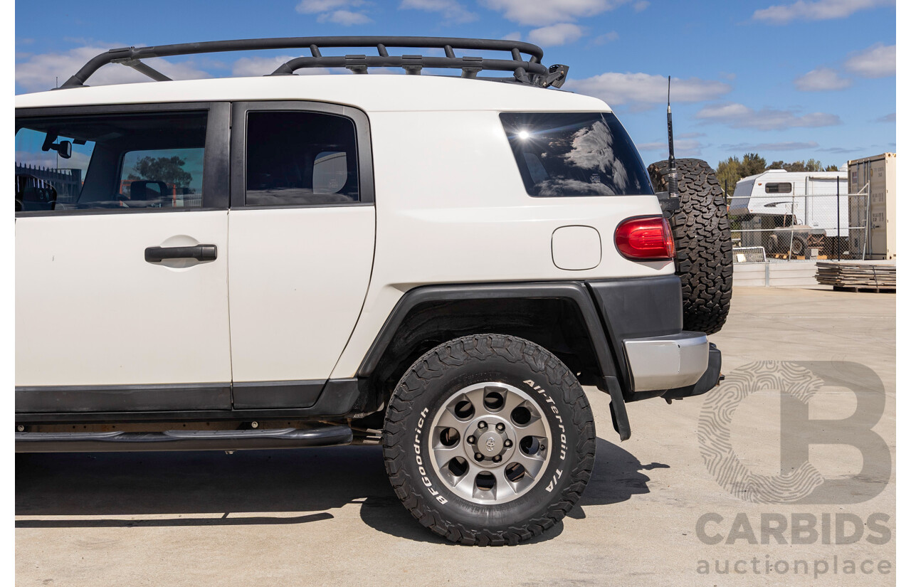 05/2012 Toyota FJ Cruiser (4x4) GSJ15R 4D Wagon Iceberg White 4.0L
