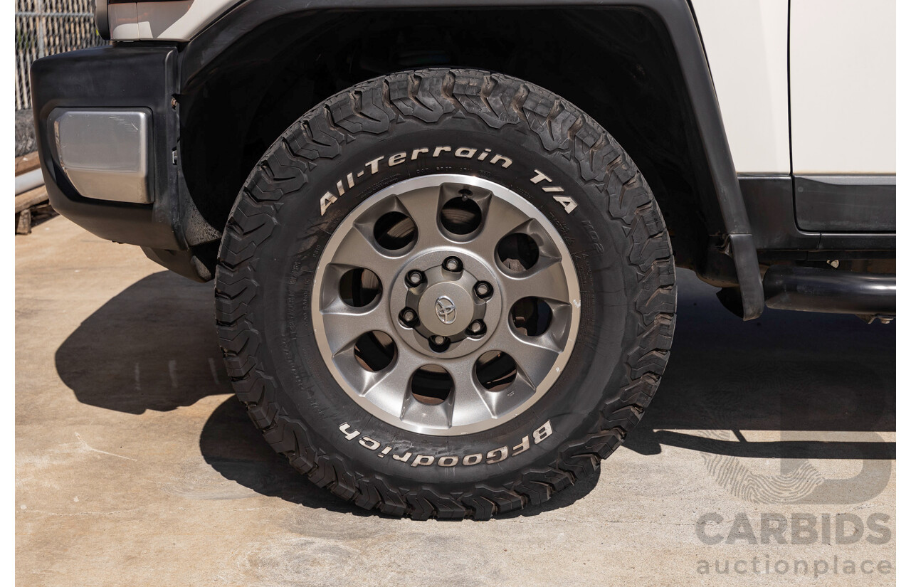 05/2012 Toyota FJ Cruiser (4x4) GSJ15R 4D Wagon Iceberg White 4.0L