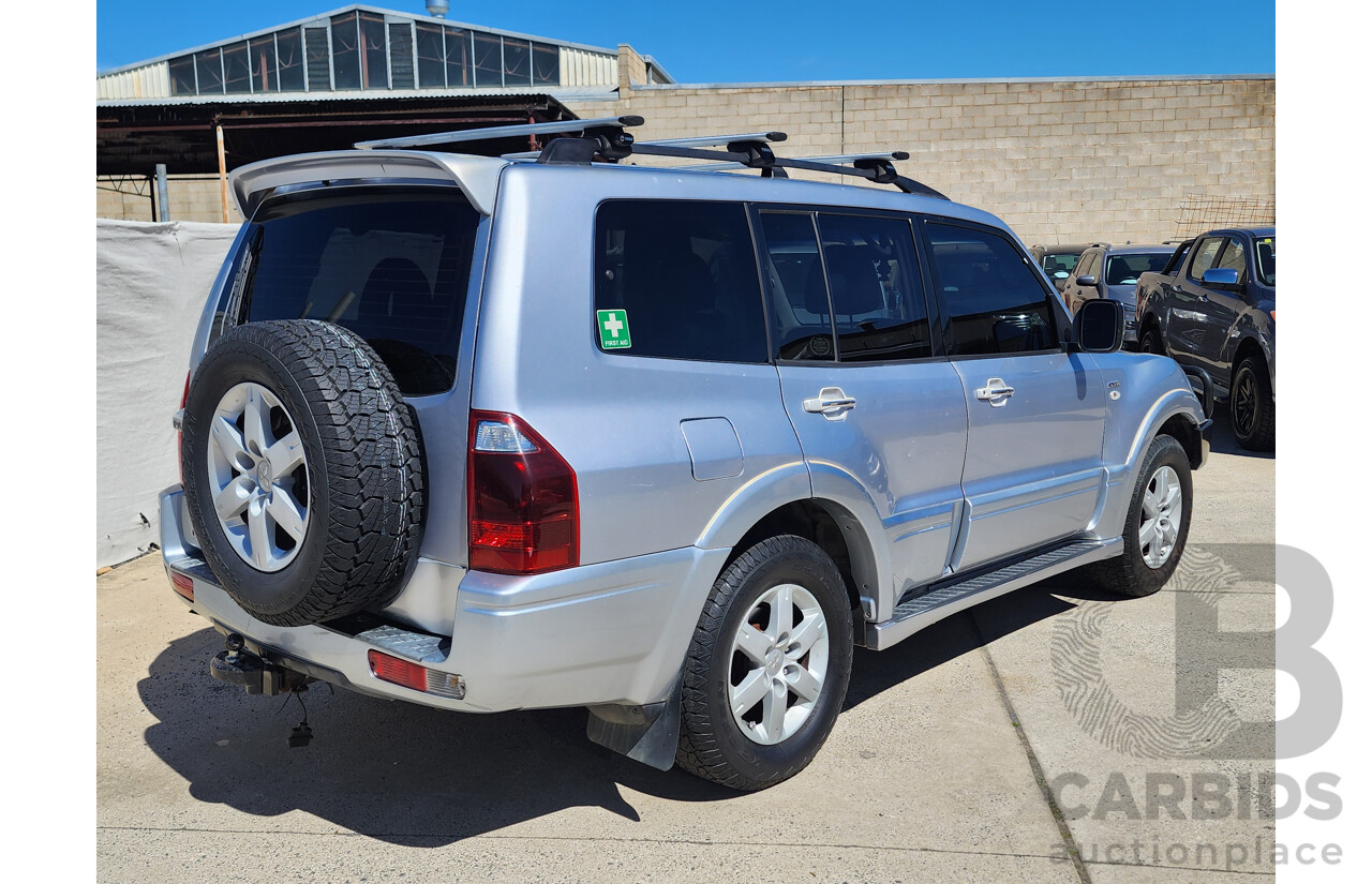 07/2004 Mitsubishi Pajero Exceed LWB (4x4) NP 4d Wagon Silver 3.8L