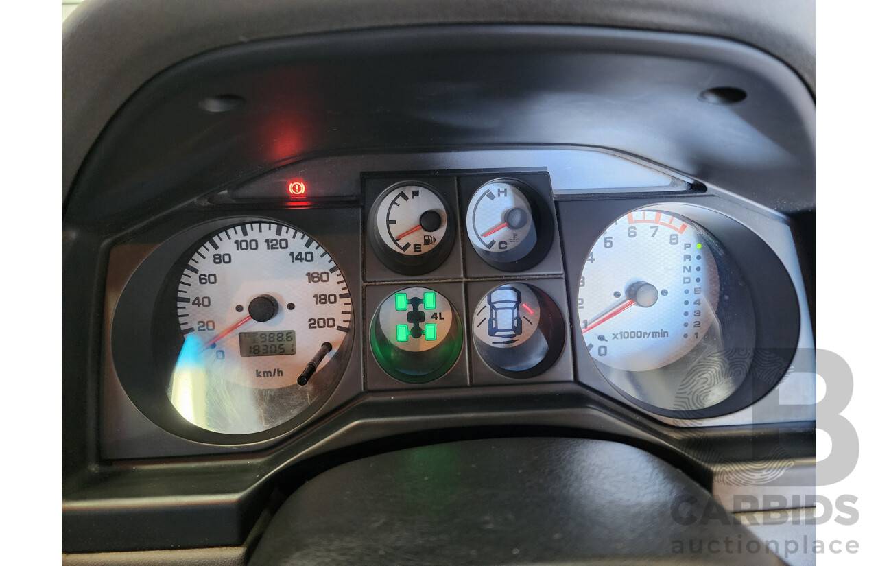 07/2004 Mitsubishi Pajero Exceed LWB (4x4) NP 4d Wagon Silver 3.8L