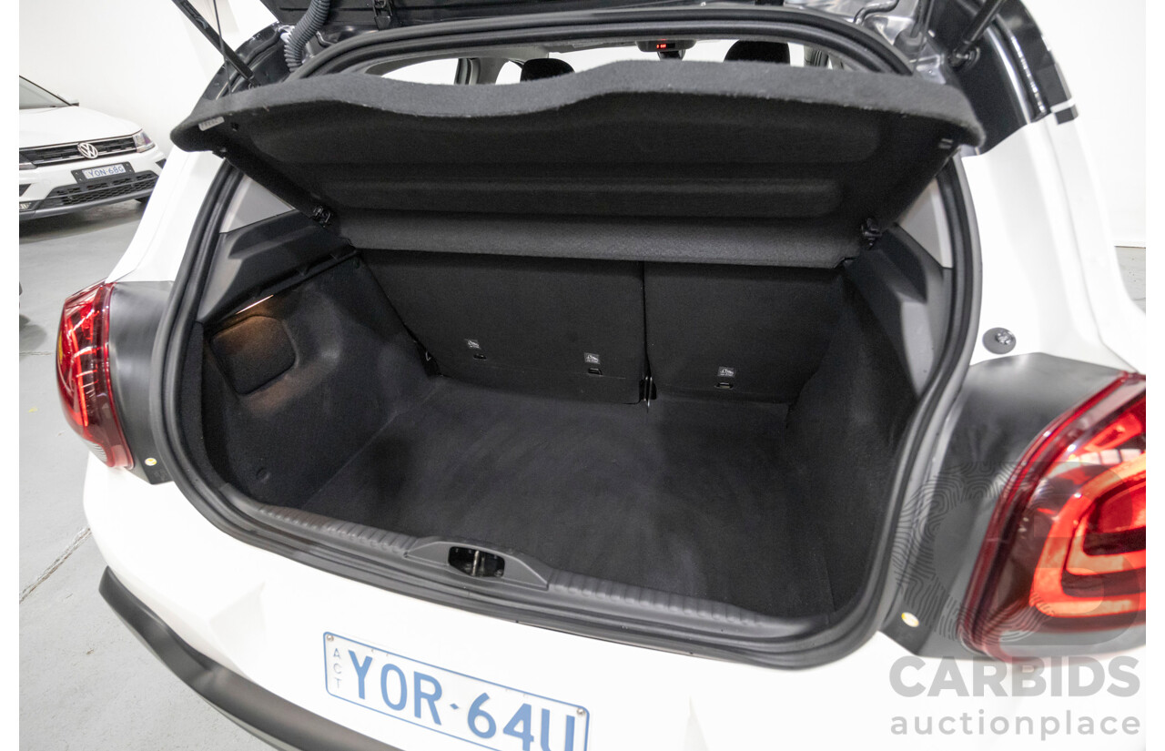 3/2020 Citroen C3 Shine B618 MY20 4d Hatchback White Turbo 1.2L