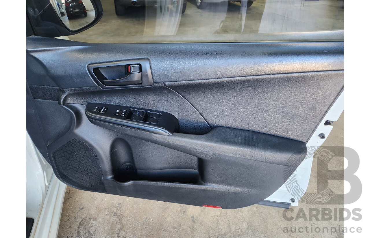08/2013 Toyota Camry Altise ASV50R 4d Sedan White 2.5L