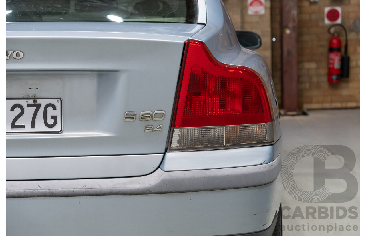 11/2002 Volvo S60 2.4 20v SE 4d Sedan Silver 2.4L