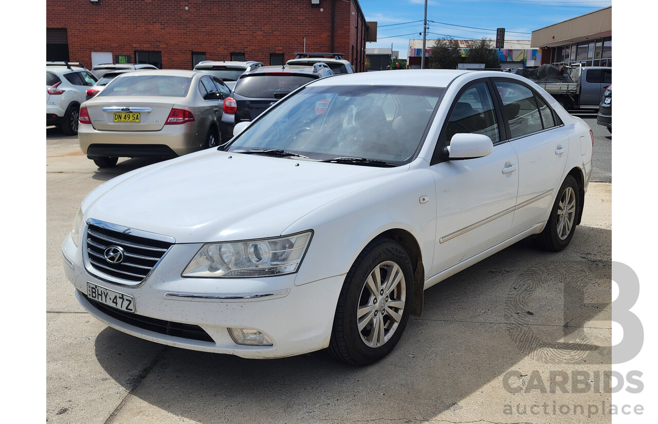 11/2009 Hyundai Sonata SLX NF MY09 4d Sedan White 2.0L