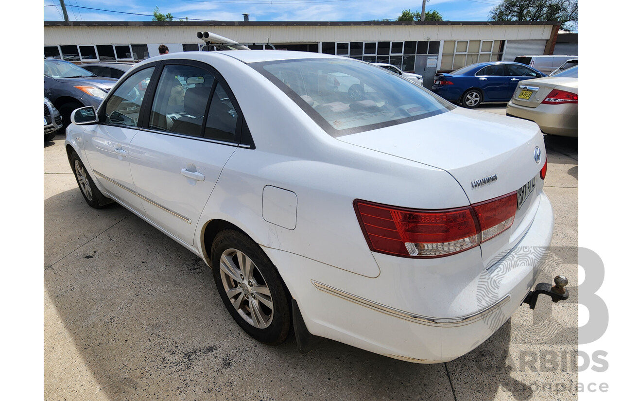 11/2009 Hyundai Sonata SLX NF MY09 4d Sedan White 2.0L