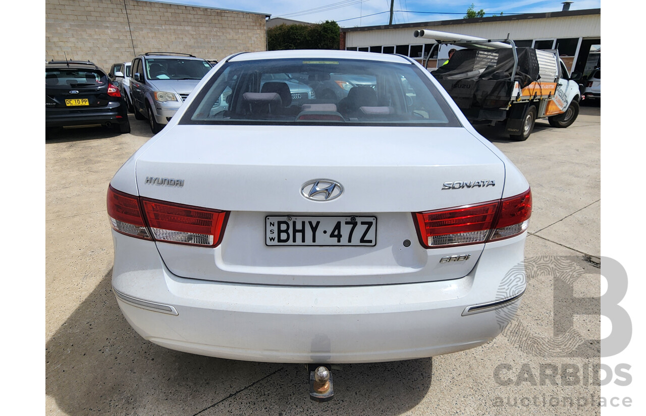 11/2009 Hyundai Sonata SLX NF MY09 4d Sedan White 2.0L