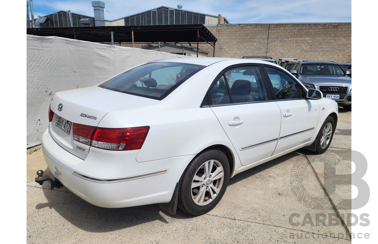 11/2009 Hyundai Sonata SLX NF MY09 4d Sedan White 2.0L