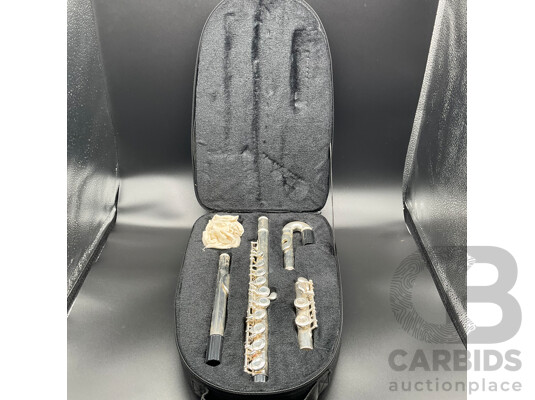 Silver-Plated GEMEINHARDT Student Concert Flute with Carry Case