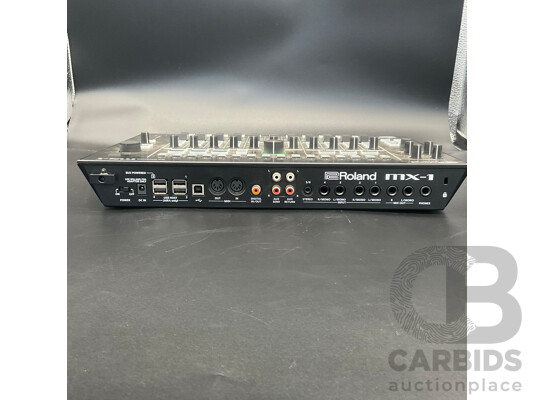 ROLAND AIRA MX-1 Mix Performer Digital Mixer