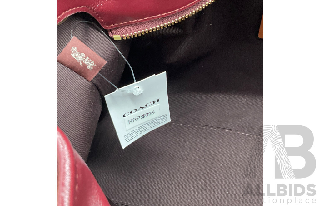Evelyn Shoulder Bag Branded COACH