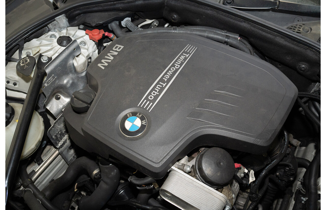 06/2012 BMW 520i F10 MY12 4d Sedan White Turbo 2.0L