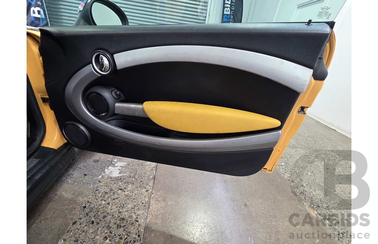01/2008 Mini Cooper S R56 2d Hatchback Mellow Yellow 1.6L