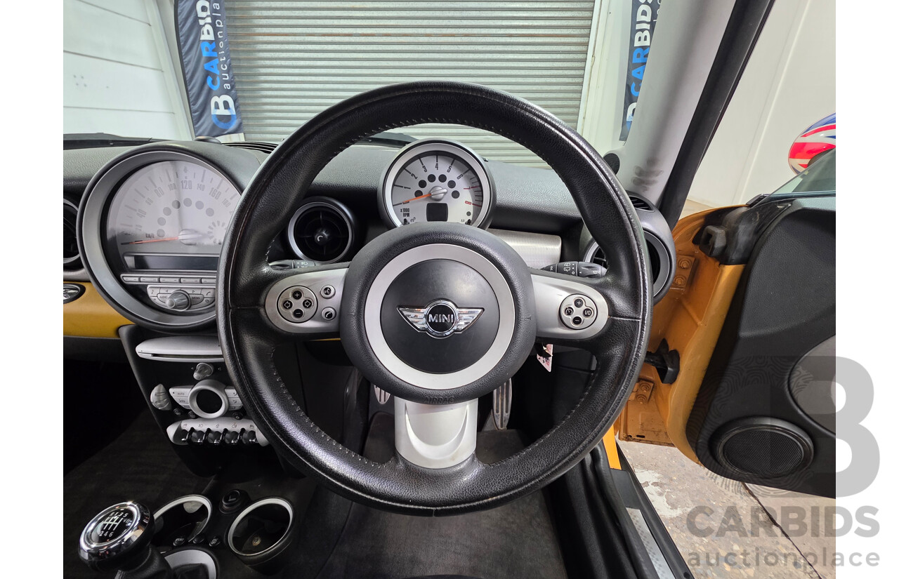 01/2008 Mini Cooper S R56 2d Hatchback Mellow Yellow 1.6L