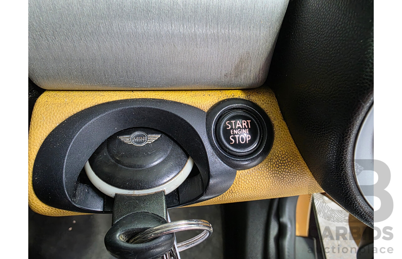 01/2008 Mini Cooper S R56 2d Hatchback Mellow Yellow 1.6L