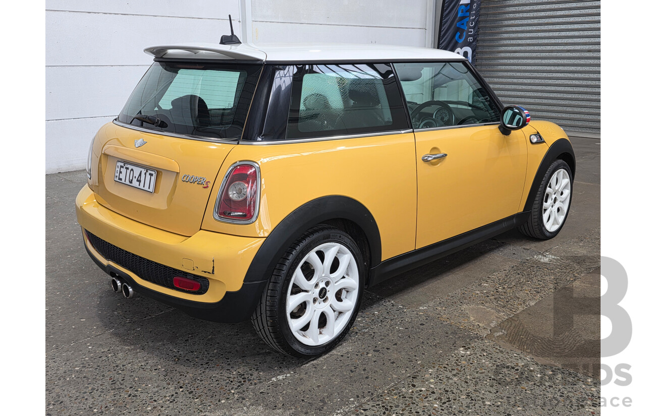 01/2008 Mini Cooper S R56 2d Hatchback Mellow Yellow 1.6L