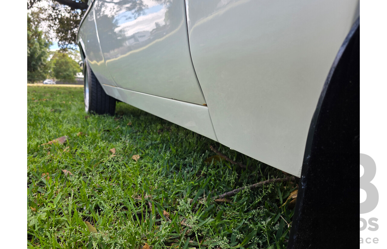 8/1981 Holden WB 2d Utility White V8 4.2L
