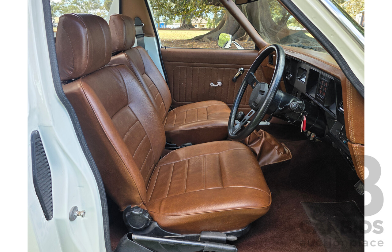 8/1981 Holden WB 2d Utility White V8 4.2L
