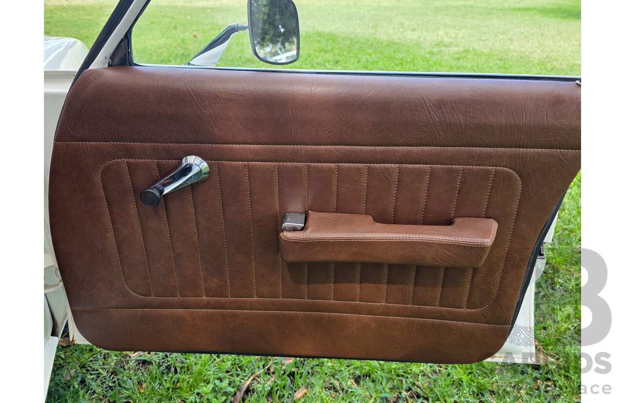 8/1981 Holden WB 2d Utility White V8 4.2L